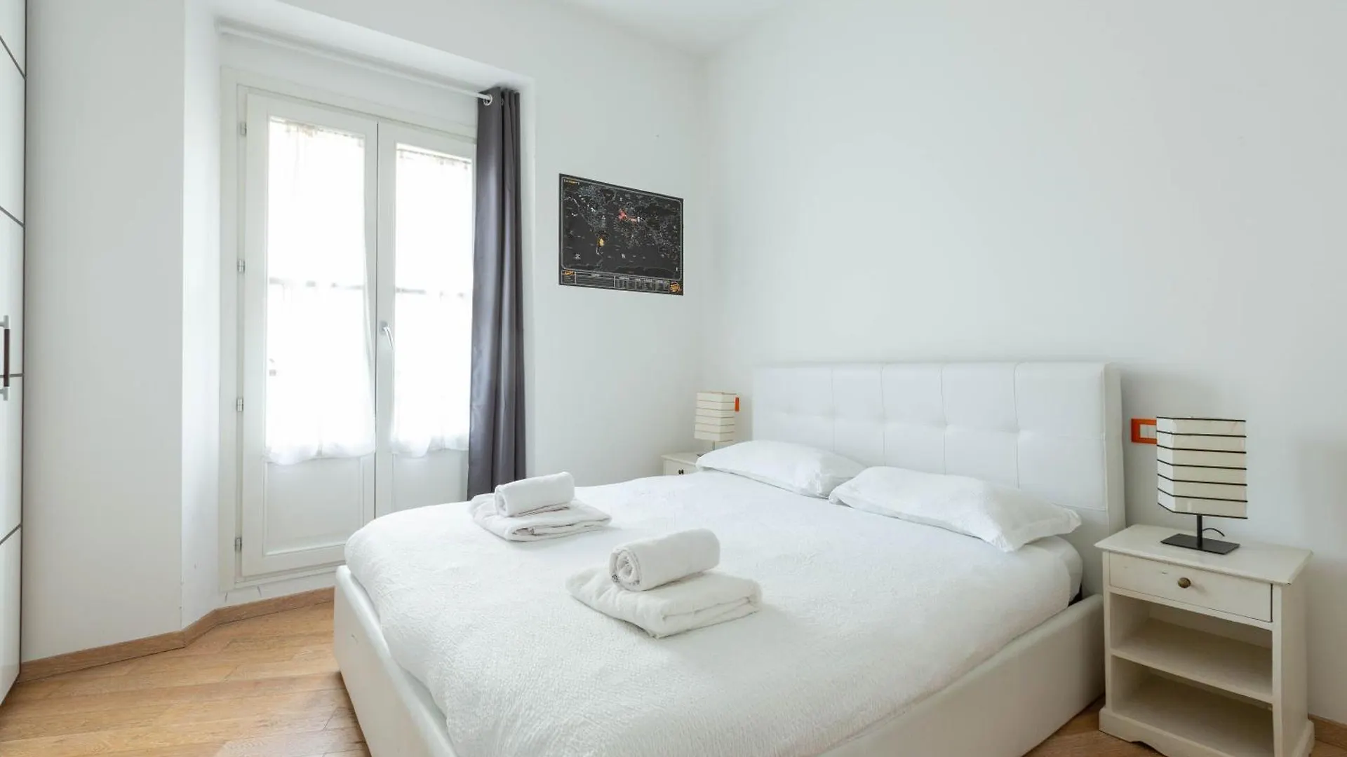 Porta Romana Comfy Apartment contacts